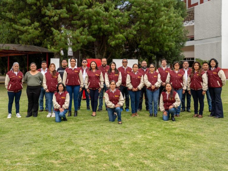 UPTx logra acreditación de calidad para ingeniería en biotecnología y química por parte de los CIEES