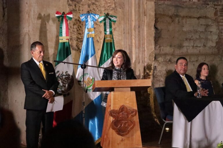 Gobernadora Destaca Papel Fundandamental de Tlaxcala en la Historia de Guatemala