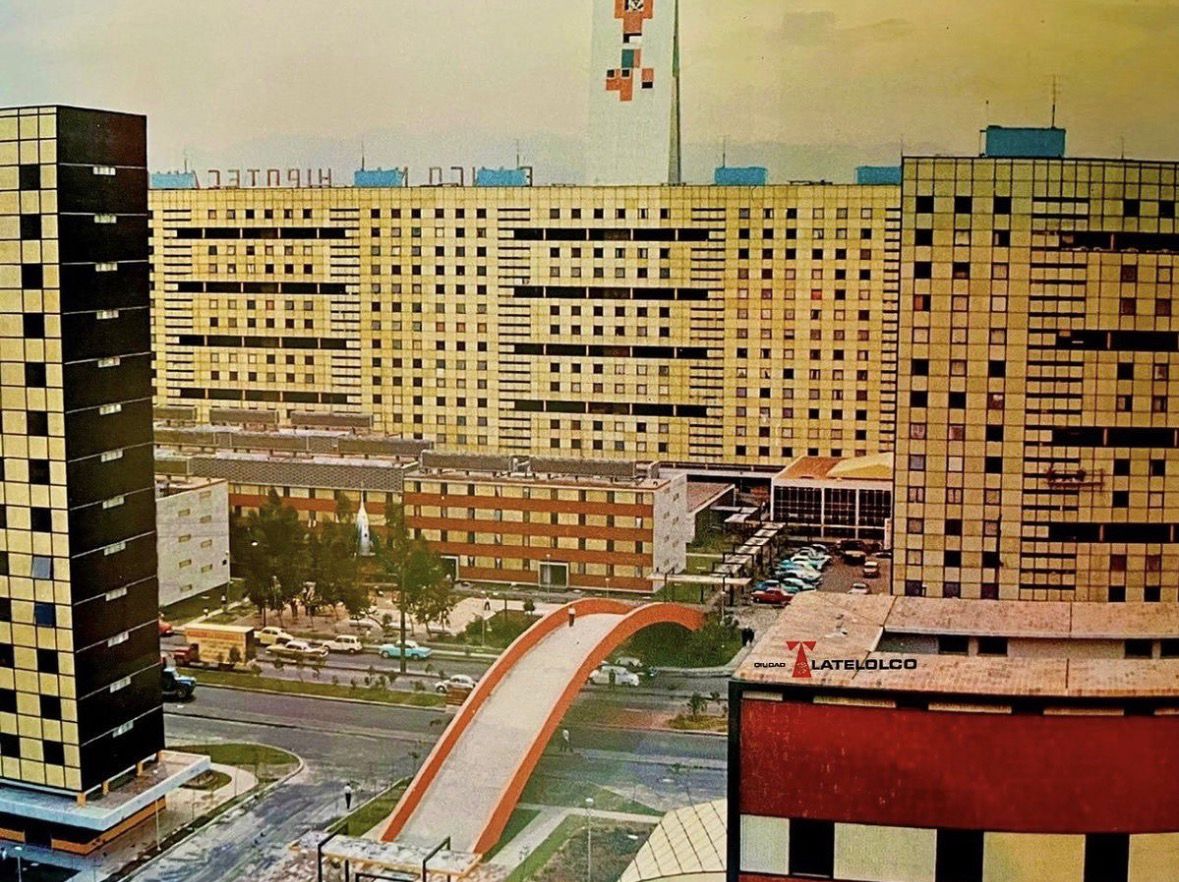 NOCHES DE OCTUBRE DE UN TLAXCALTECA EN TLATELOLCO.