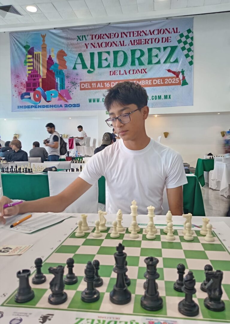 ESTUDIANTE DE CECyTE TLAXCALA REPRESENTA A MÉXICO EN EL CAMPEONATO MUNDIAL DE AJEDREZ SUB-18, EN ALBANIA