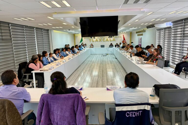 LA SEPE-USET ALCANZA ACUERDOS CON ALUMNAS DE LA ESCUELA NORMAL RURAL “BENITO JUÁREZ”