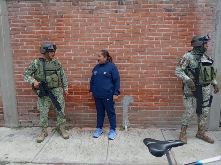 ATIENDE SECTOR SALUD A HERIDO POR EXPLOSIÓN DE PIROTECNIA EN NATÍVITAS