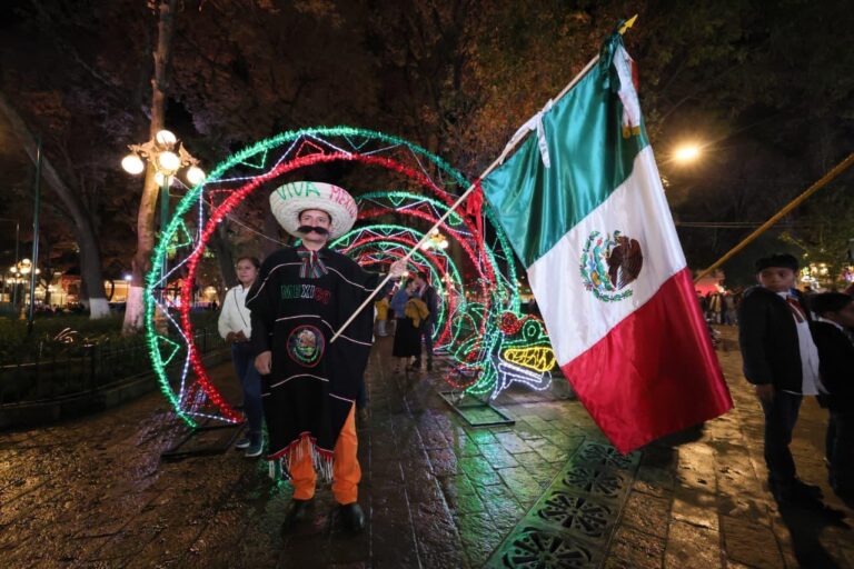 TLAXCALA CELEBRA EL CCXV ANIVERSARIO DEL INICIO DE LA INDEPENDENCIA DE MÉXICO