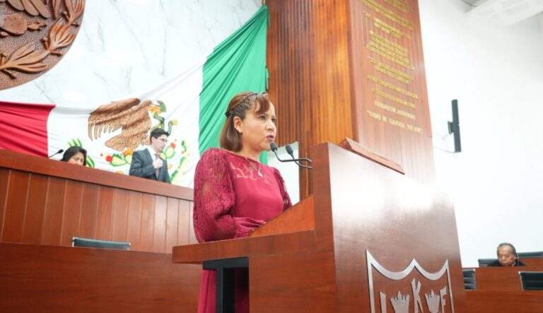 Impulsa Madai Pérez escuelas saludables en Tlaxcala 