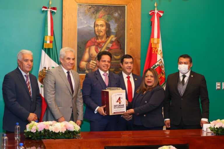 Entrega Secretario de Gobierno 4to Informe de la Gobernadora Lorena Cuéllar al Congreso del Estado