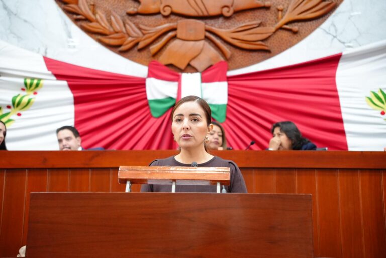 Impulsa Miriam Martínez licencias laborales y escolares por dolor menstrual incapacitante