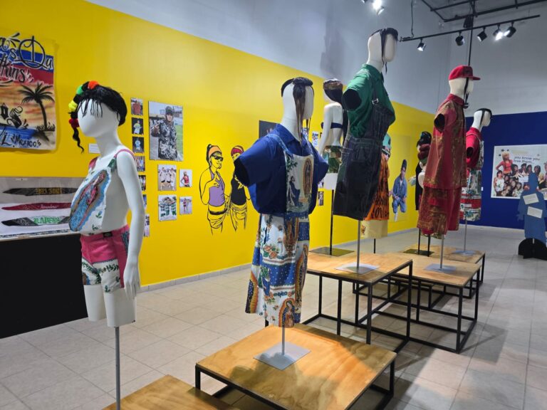 Llega a Tlaxcala «Cholombianos», Exposición Sobre Subcultura Juvenil en Monterrey
