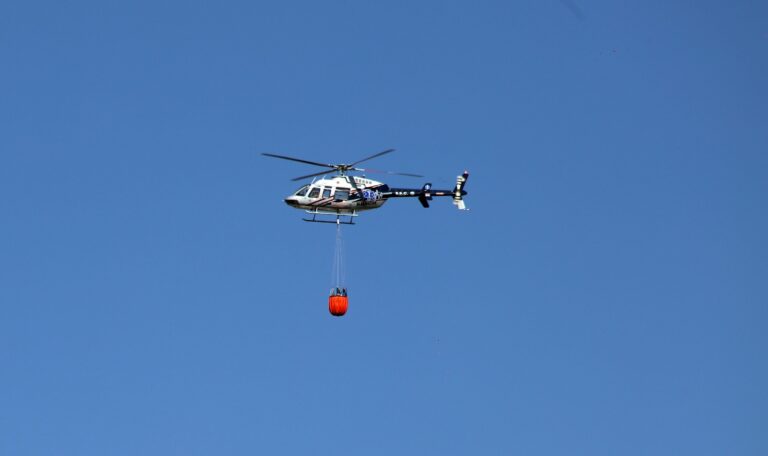 Secretaría de seguridad ciudadana brinda apoyo aéreo para sofocar dos incendios en el municipio de tlaxcala
