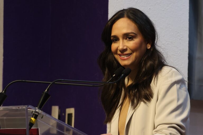 Sedif fortalece bienestar familiar en tlaxcala con salud emocional, becas y dif pilares